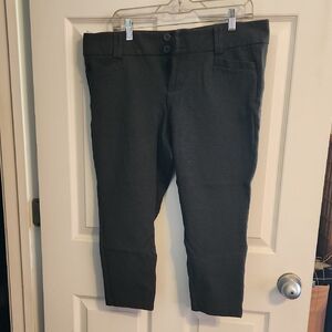 Torrid Black Casual Straight Leg Cropped Bottoms